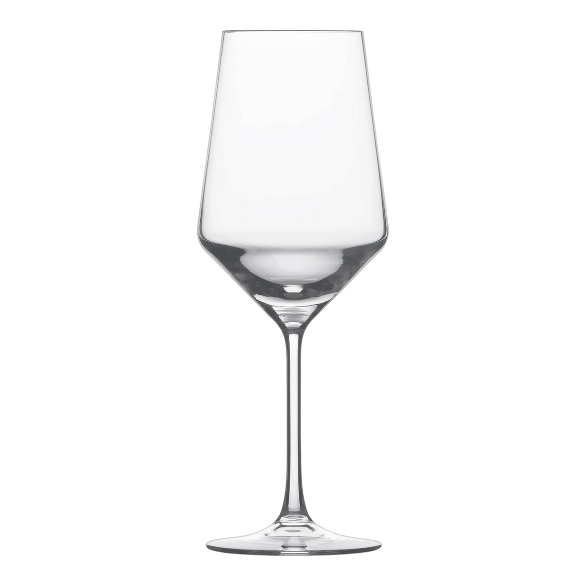 SC Hospitality Belfesta Cabernet crystal wine glass with a modern angular bowl design, 550ml capacity.