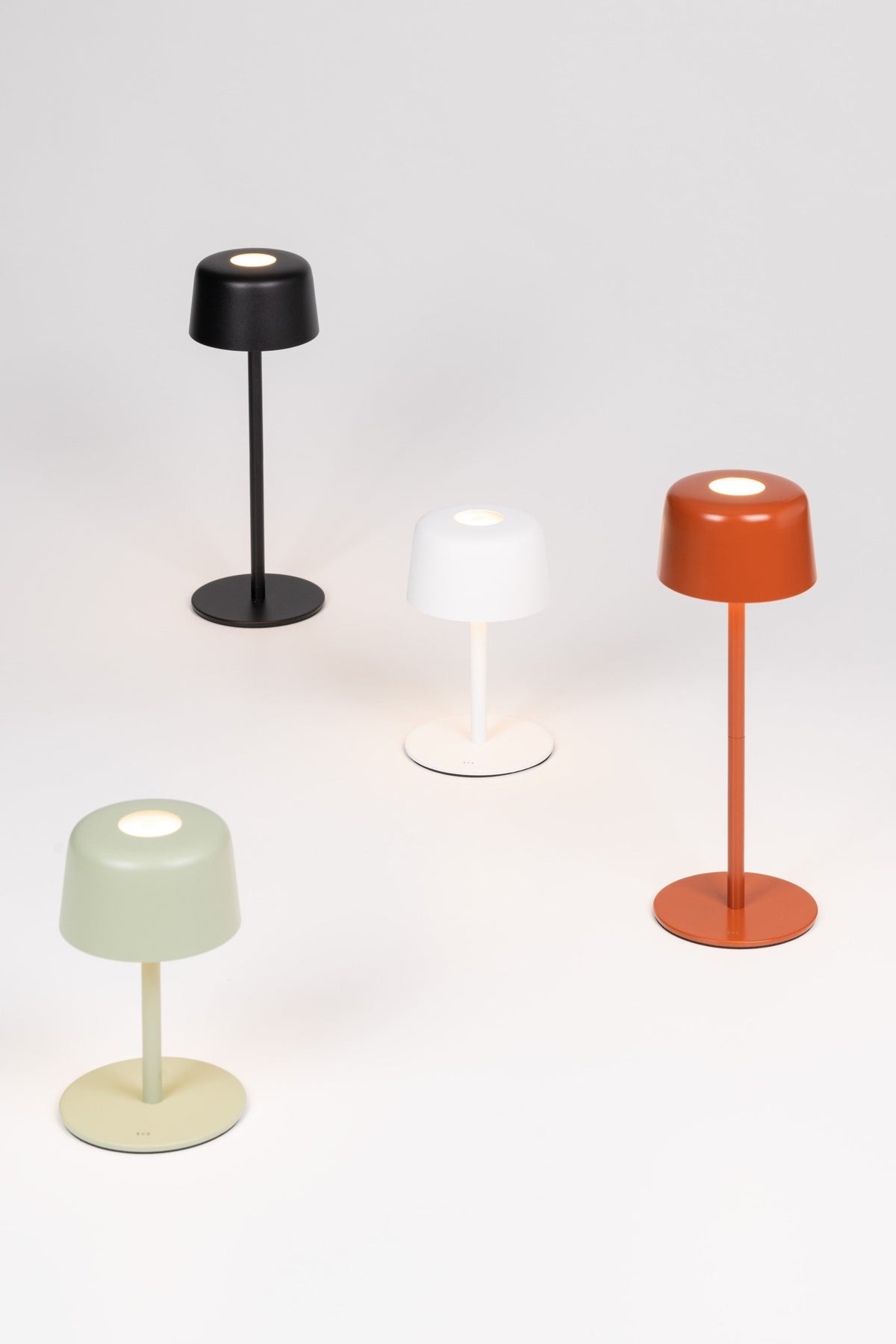 SC Hospitality Ailati 1+1 rechargeable table lamps in sage green, white, black, and terracotta with adjustable heights