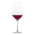 SC Hospitality Belfesta Bordeaux crystal wine glass with angular bowl and long stem filled with red wine.