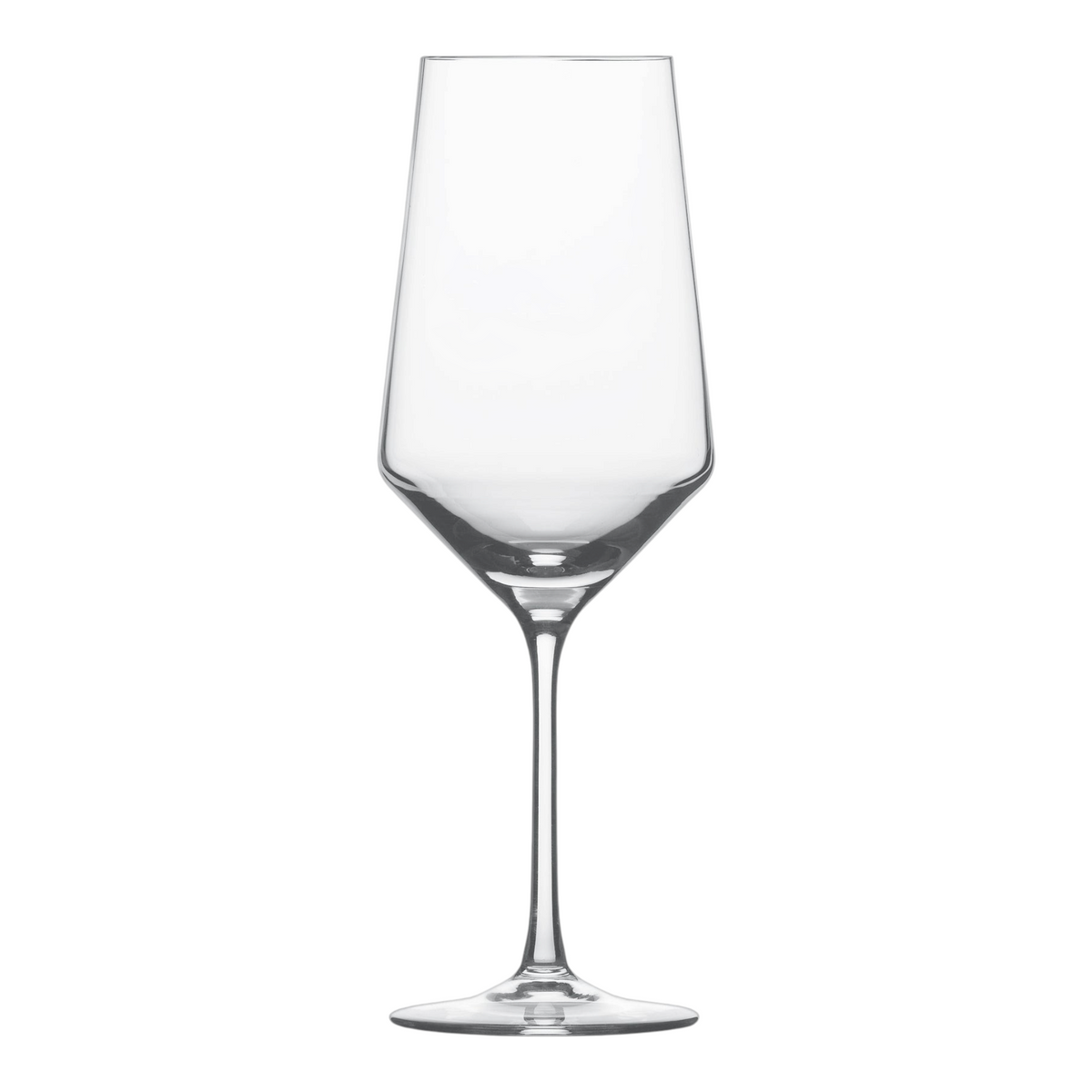 SC Hospitality Belfesta Bordeaux crystal wine glass with a modern angular bowl design, 680ml capacity.